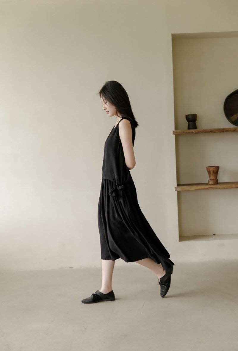 高級天絲棉 腰部百褶 双层背心裙 I Tencel Tank Dress - 洋装/连衣裙 - 丝．绢 