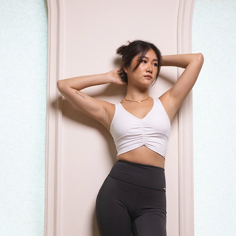 【FlexiFlow】The Edge 轻街头褶饰运动文胸 - 女装运动内衣 - 尼龙 