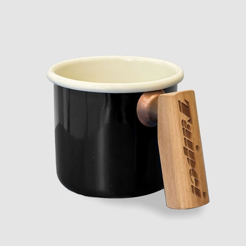 Truvii 桧木把手双色珐琅杯 露营杯 - 经典黑 - 其他杯子 - 珐琅 黑色
