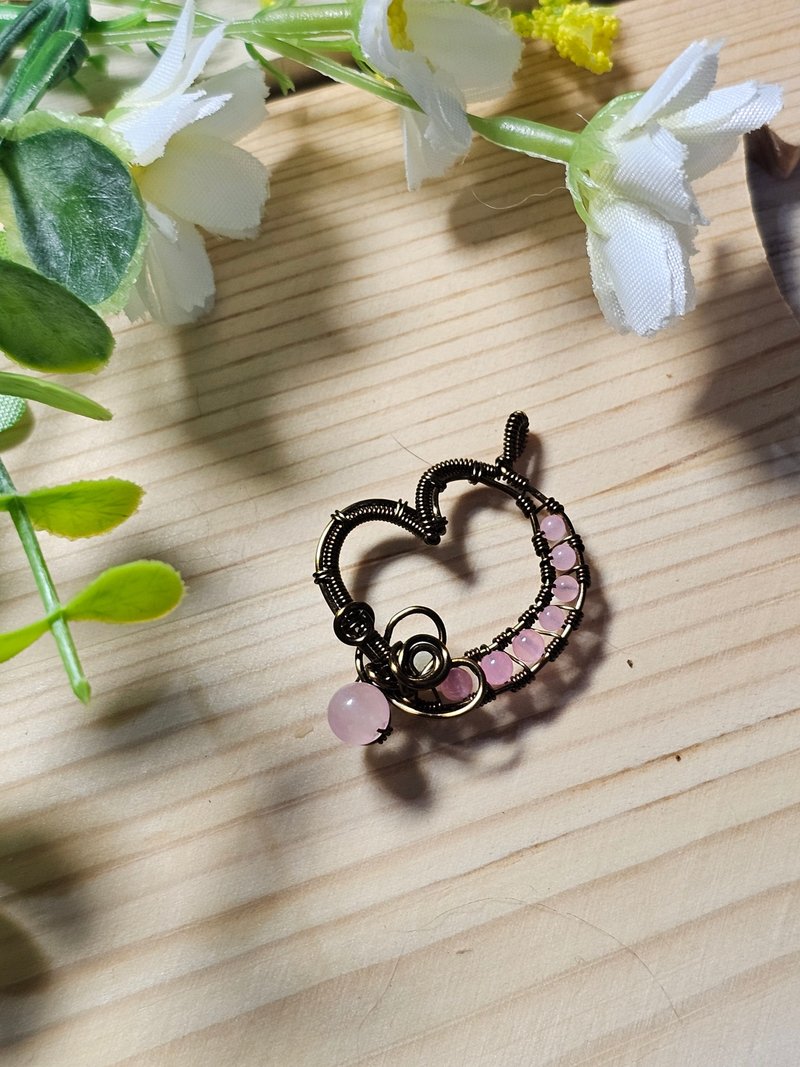 【叶绿𨥤手作】粉红之恋 /金属线编织/节日/礼物/饰品/项链/手作 - 项链 - 铜/黄铜 粉红色