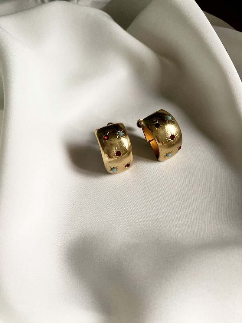 1960s CORO包金内镶嵌红宝石光芒星曲面耳环 - 耳环/耳夹 - 其他金属 