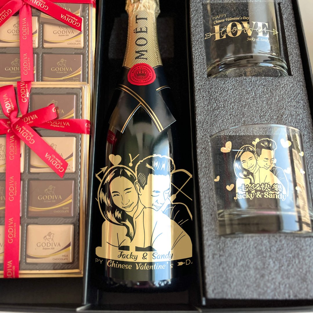 定制2025情侣礼物|Moët&Chandon香槟对杯套装 订制雕刻纪念礼物 - 酒类 - 玻璃 