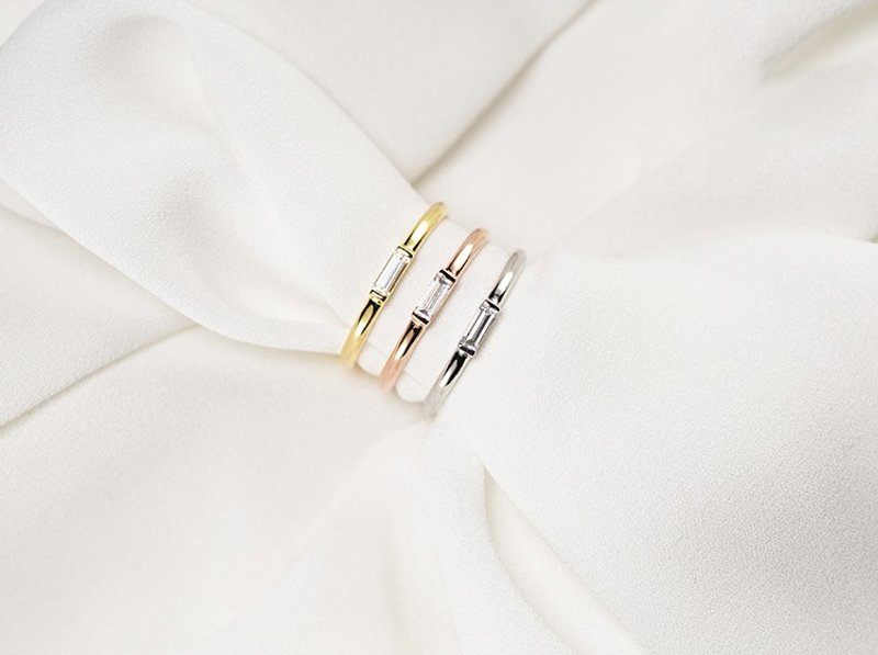 仿鑽方形超細戒指 方形鋯石 925銀鍍金 - 戒指 - 纯银 银色