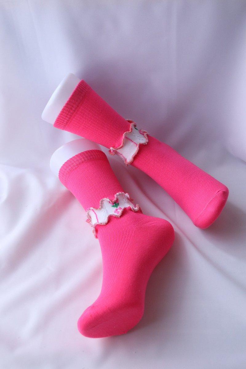 萤光粉红 彩色荷叶边袜子 抢眼袜款 个性袜 22.5〜25 女袜 socks - 袜子 - 其他材质 粉红色