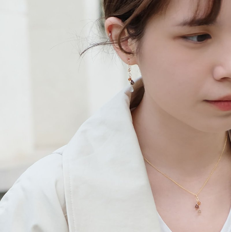 葡萄园之恋-橘石榴石拉长石耳环 14K 包金 注金 垂坠 - 耳环/耳夹 - 半宝石 咖啡色