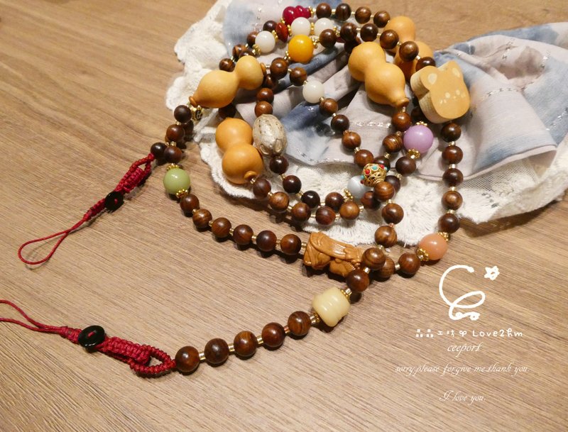 晶晶工坊*Love2hm【福禄小熊】小熊草里金斜挎背带 天然手工葫芦 - 吊饰 - 植物．花 咖啡色
