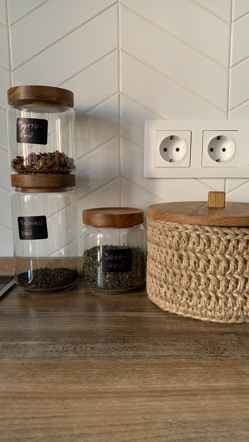 钩针编织北欧篮子与橡树盖 - 置物架/篮子 - 棉．麻 卡其色