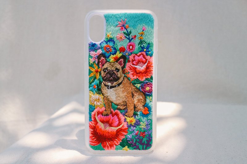 **Customize** Portrait / Pet Portrait Hand Embroidered - 手机壳/手机套 - 绣线 多色