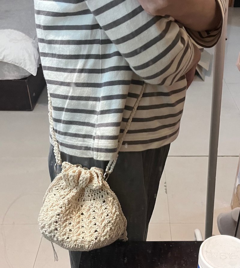 斜背束口袋 - 侧背包/斜挎包 - 棉．麻 白色