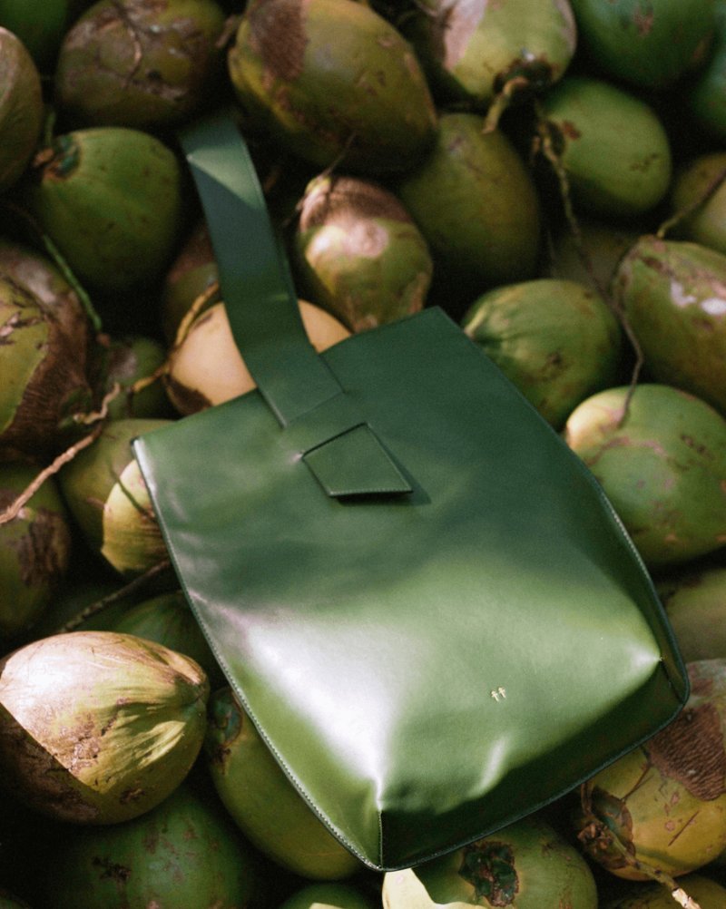 SOULMATTE Large Zen Tote Bag 侧背包 仙人掌纯素皮革 环保时尚 - 侧背包/斜挎包 - 其他材质 绿色