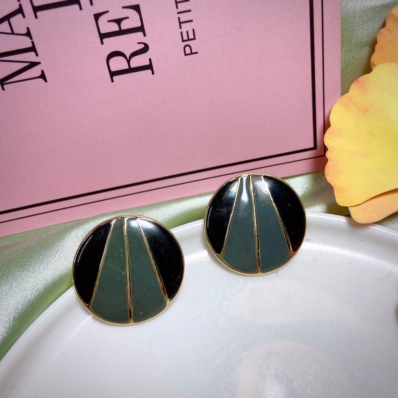 【西洋古董饰品】线条圆珐琅线拼接条感 灰黑  耳环 耳针 - 耳环/耳夹 - 贵金属 黑色