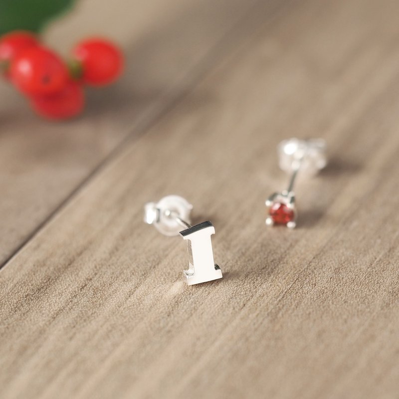 Numbers & January Birthstone Garnet Earrings Silver 925 - 耳环/耳夹 - 其他金属 红色