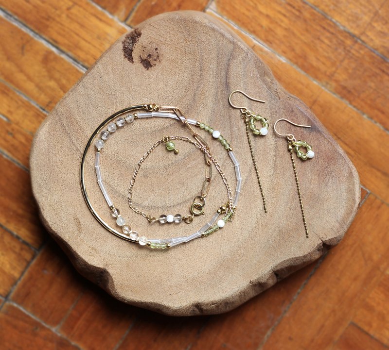 环环绕绕 - 手链/手环 - 玉石 