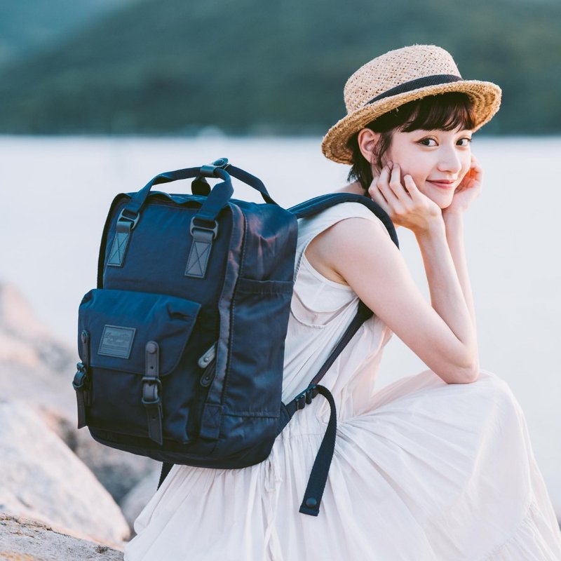 Doughnut 防泼水马卡龙后背包 - 复刻黑 - 后背包/双肩包 - 其他人造纤维 黑色