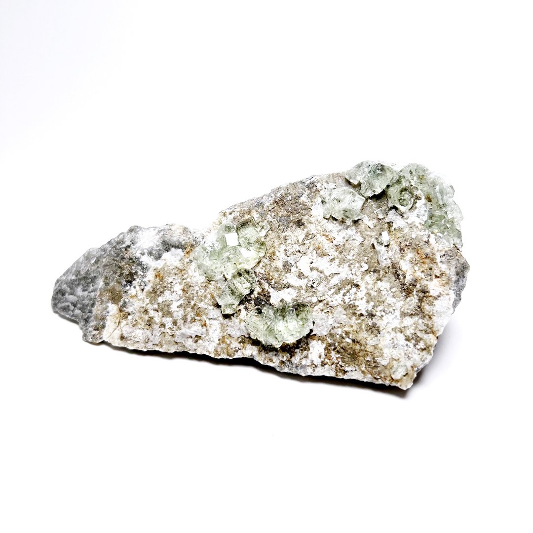 果绿。原矿 一图一物 摆件 矿标 疗愈 l 香花岭莹石  l - 摆饰 - 水晶 多色