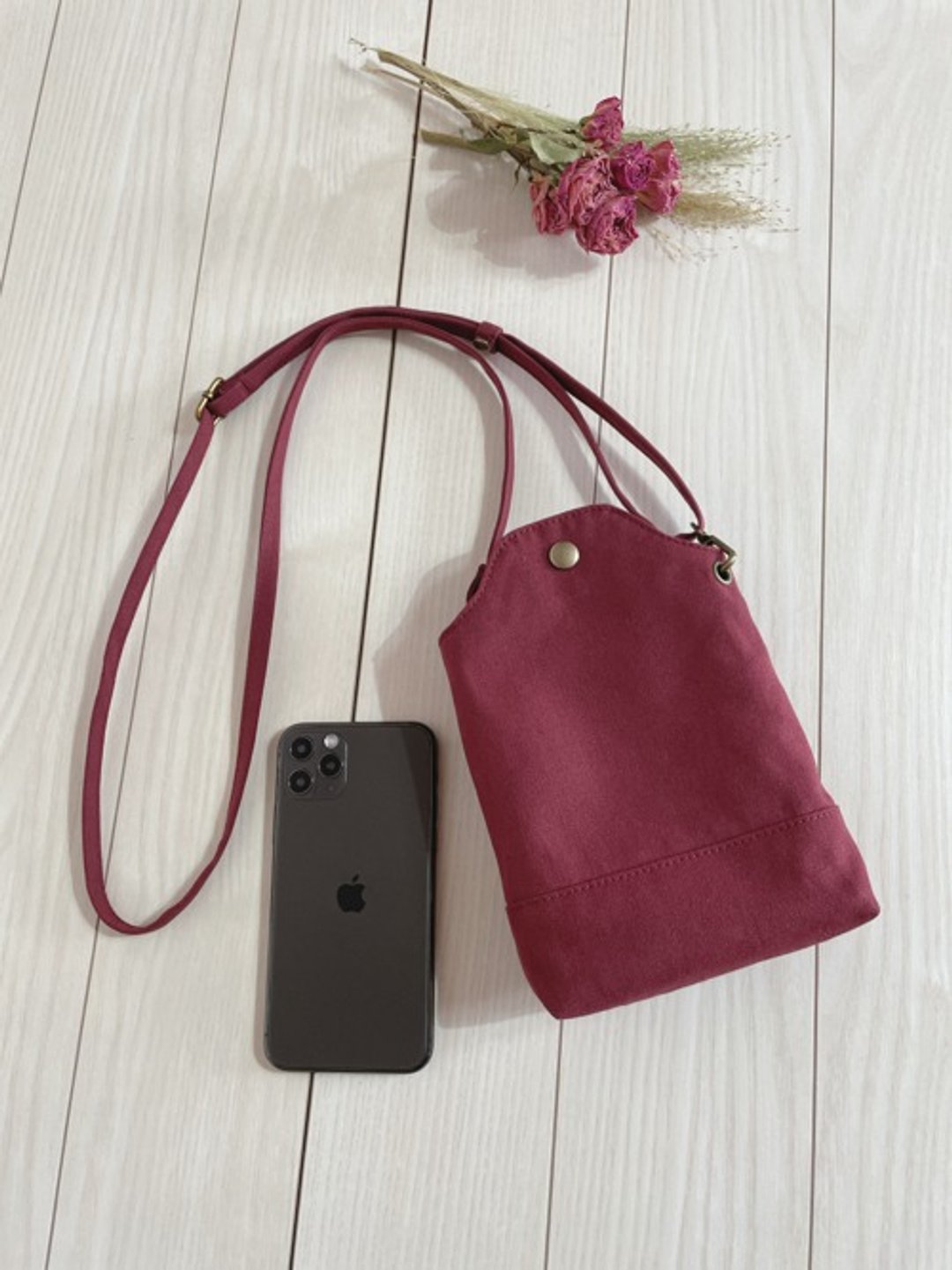 Kurashiki Canvas Smartphone Pochette Mini Sacoche Smartphone Shoulder Smartphone Pouch Autumn Bordeaux - 侧背包/斜挎包 - 棉 