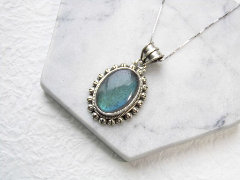 拉长石光谱石925纯银仿铃铛花边项链 尼泊尔手工镶嵌制作(款式3) - 项链 - 宝石 蓝色