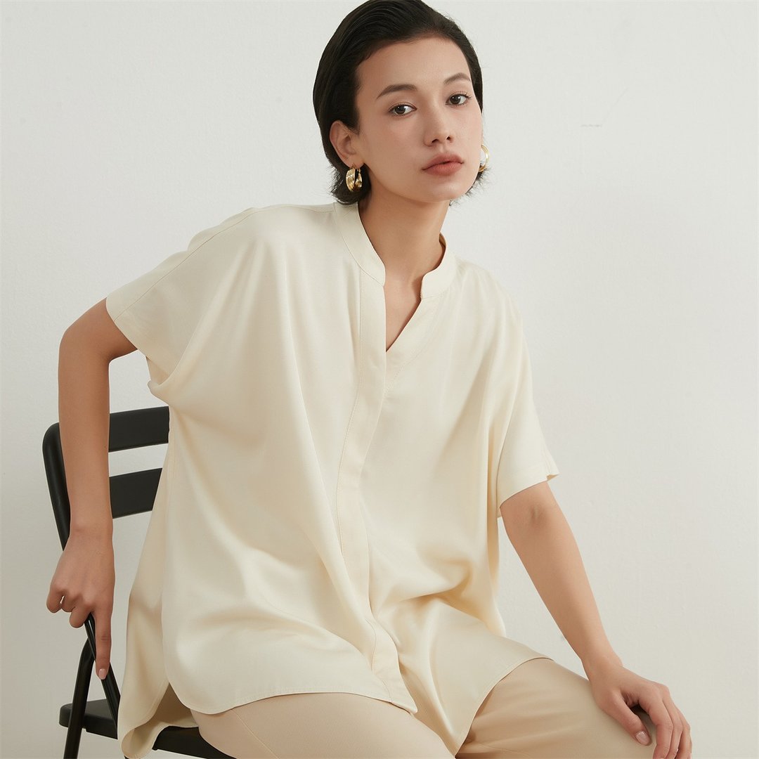 光泽嫘萦隐藏式门襟短袖衬衫 - 女装衬衫 - 其他材质 