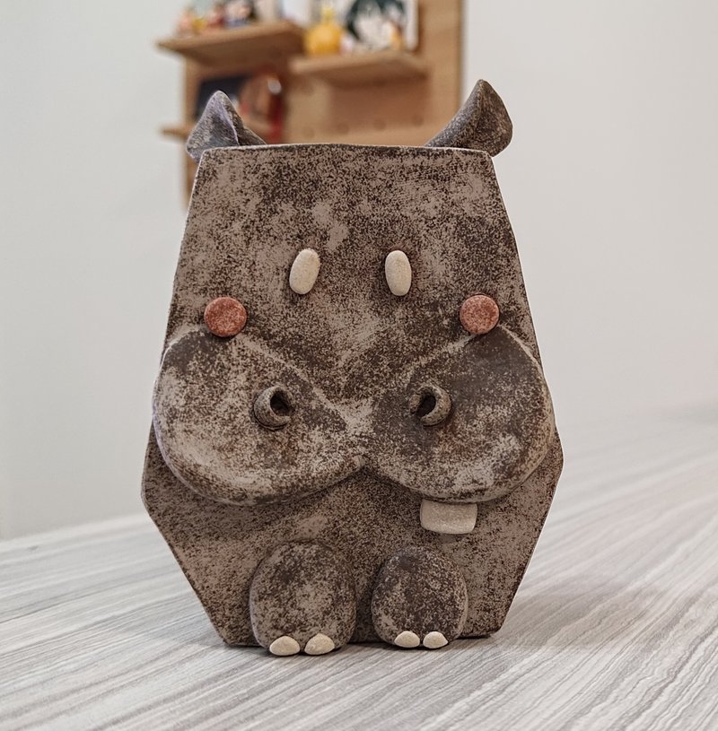 陶土手作 缺牙小河马 - 摆饰 - 陶 灰色