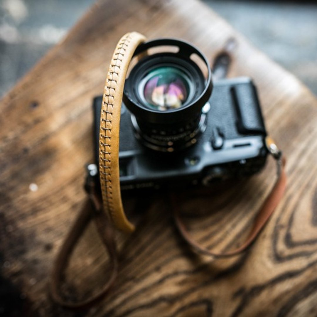 Hand-stitched genuine leather camera strap / vintage tongue - 相机背带/脚架 - 真皮 