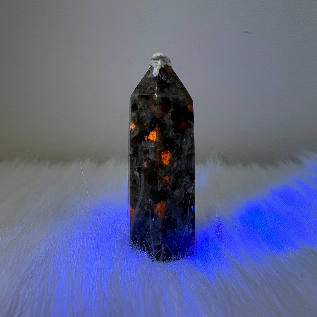 火焰石柱 | 水晶 | 水晶柱 | 水晶摆件 - 摆饰 - 水晶 灰色