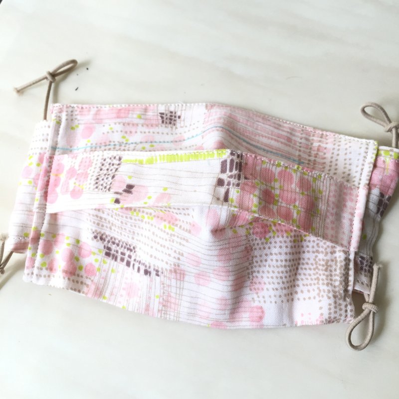 现货/ 粉红小草 /儿童成人日本二重纱三用口罩套 - 口罩 - 棉．麻 粉红色