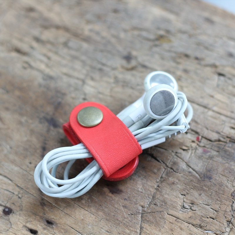 【颖川手创】双扣集线器/  卷线器(红色)意大利植物鞣牛皮 - 卷线器/电线收纳 - 真皮 红色