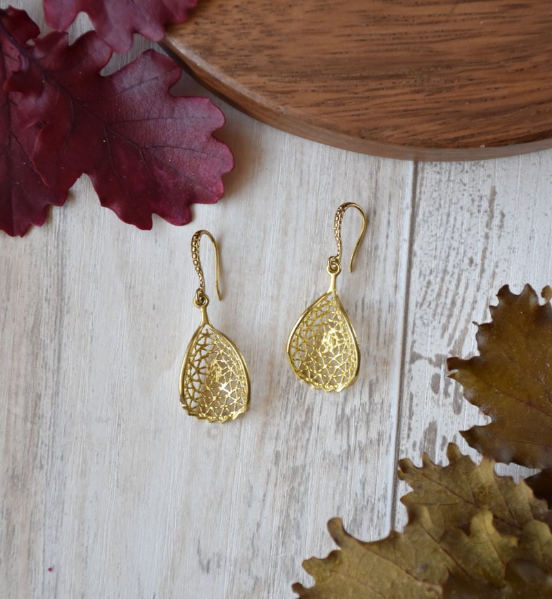 织梦网  黄铜立体感耳环 - 耳环/耳夹 - 铜/黄铜 紫色