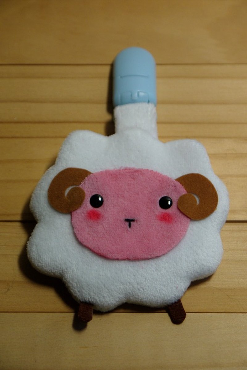 Bucute小羊护身符.御守套/宝宝专用/手工制作/弥月礼物 - 围嘴/口水巾 - 其他材质 白色