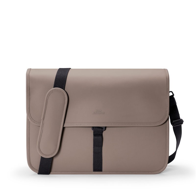 Katsu Lotus Infinity 斜背包 (深沙色) - 侧背包/斜挎包 - 环保材料 卡其色