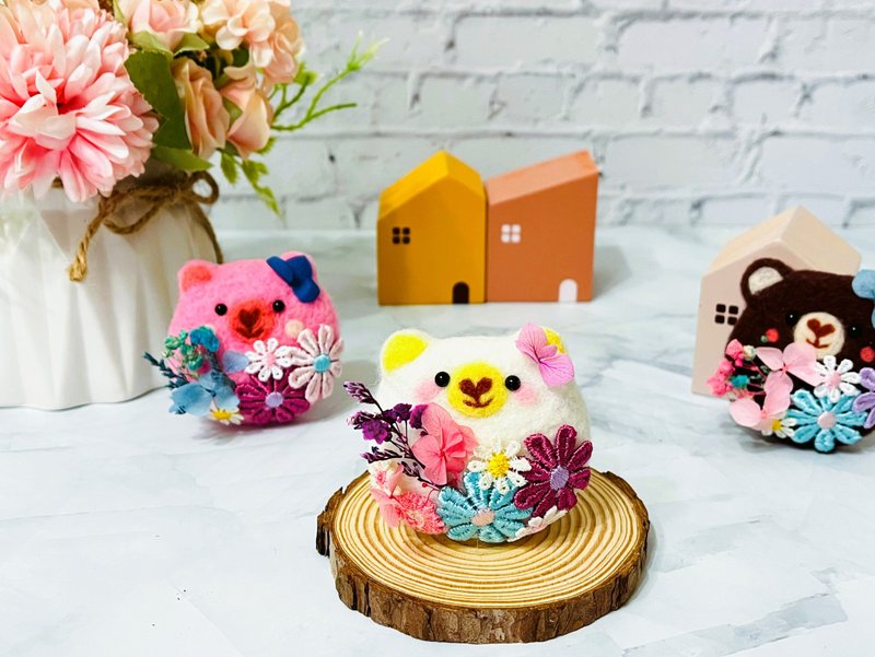 花束小熊羊毛毡胸针 - 胸针 - 羊毛 