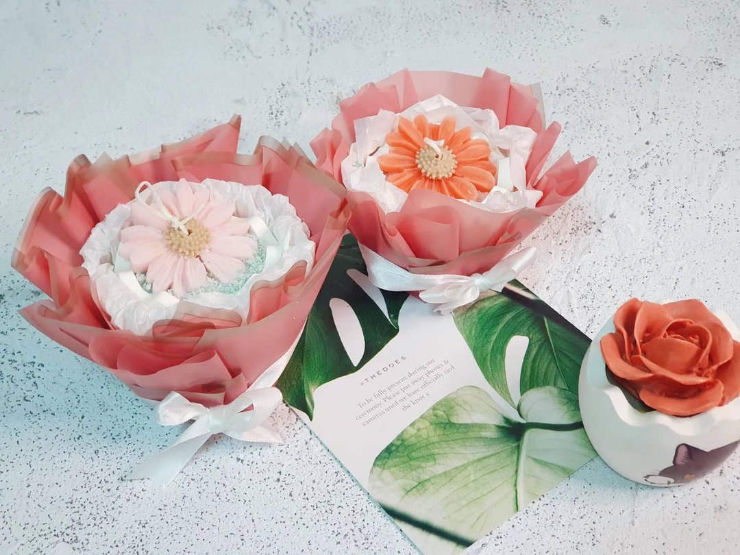 【手心的太阳】客订蜡烛 花束 花礼 蜡烛 天然大豆蜡  雏菊 玫瑰 - 蜡烛/香氛/手工皂 - 蜡 红色