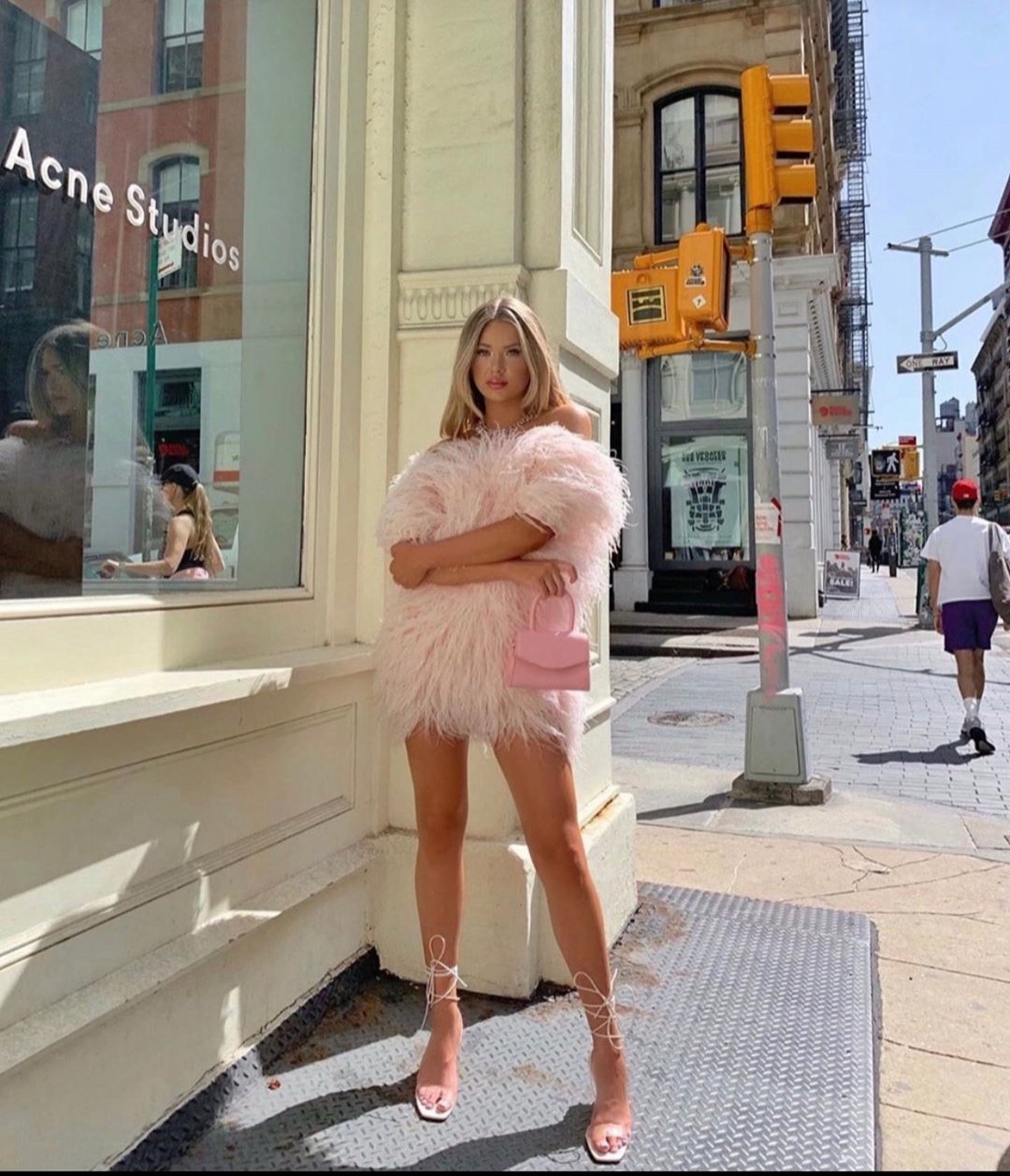 Sophie  pale pink off the shoulder feathers mini dress for women - 洋装/连衣裙 - 羽绒 粉红色