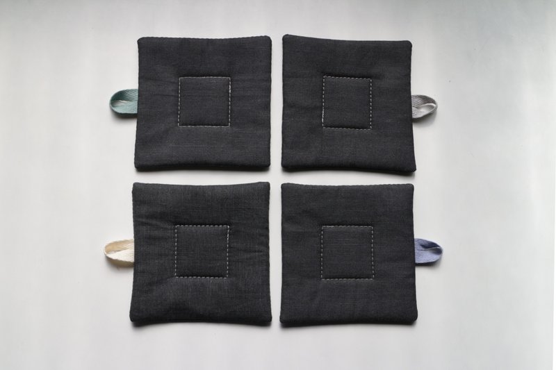 方块杯垫 / 黑灰 - 杯垫 - 棉．麻 黑色