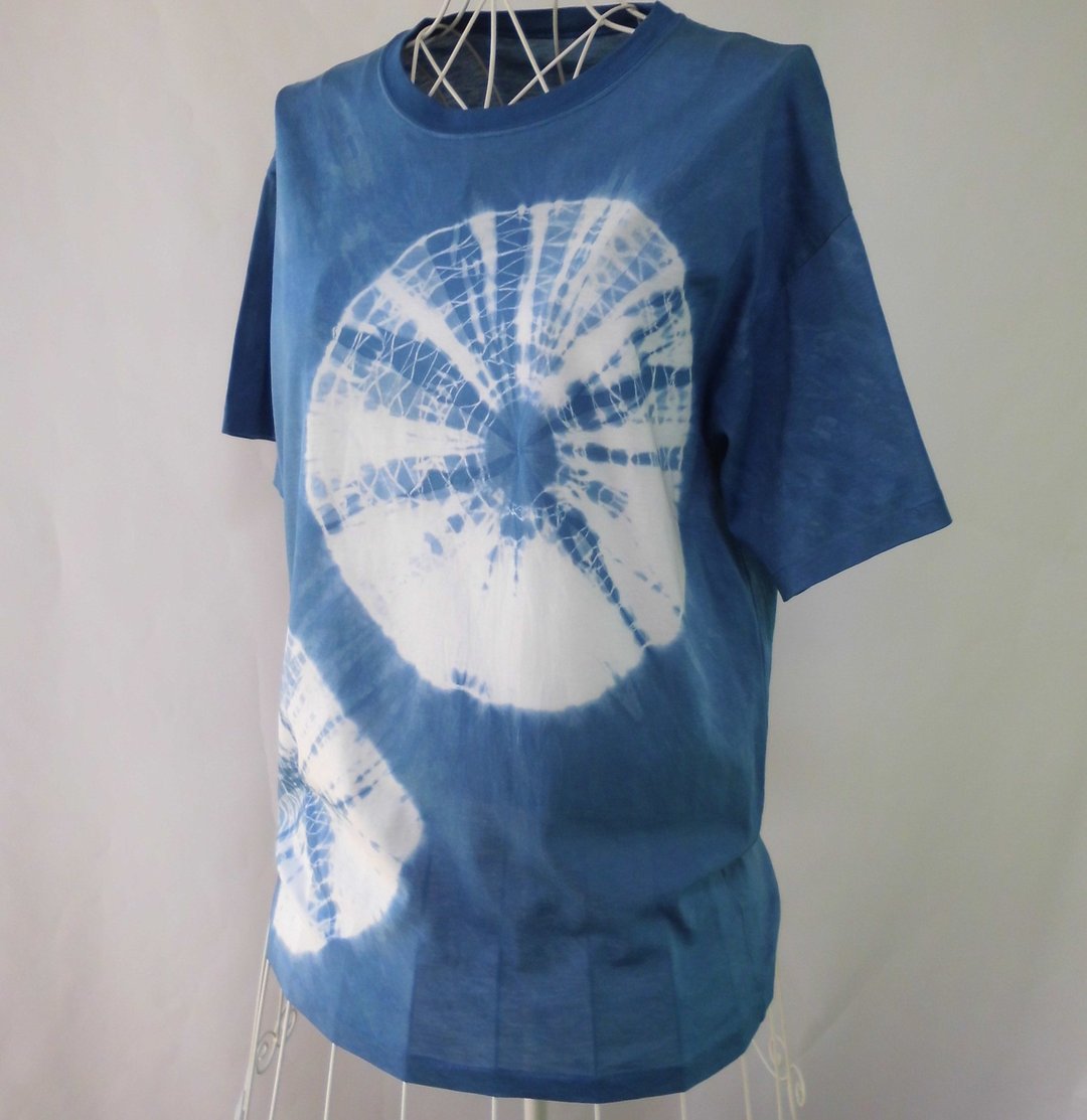 Indigo dyeing, T-shirt_5, tie dyeing, Supima cotton, L, unisex - 女装 T 恤 - 棉．麻 蓝色