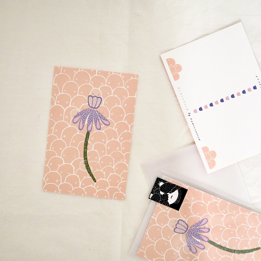 Hide & seek / postcard + envelope - 卡片/明信片 - 纸 粉红色
