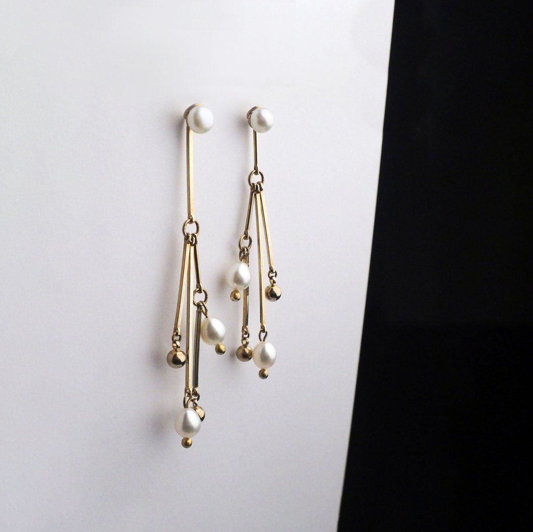 迷路 耳环 - Go Astray earrings - 耳环/耳夹 - 珍珠 金色