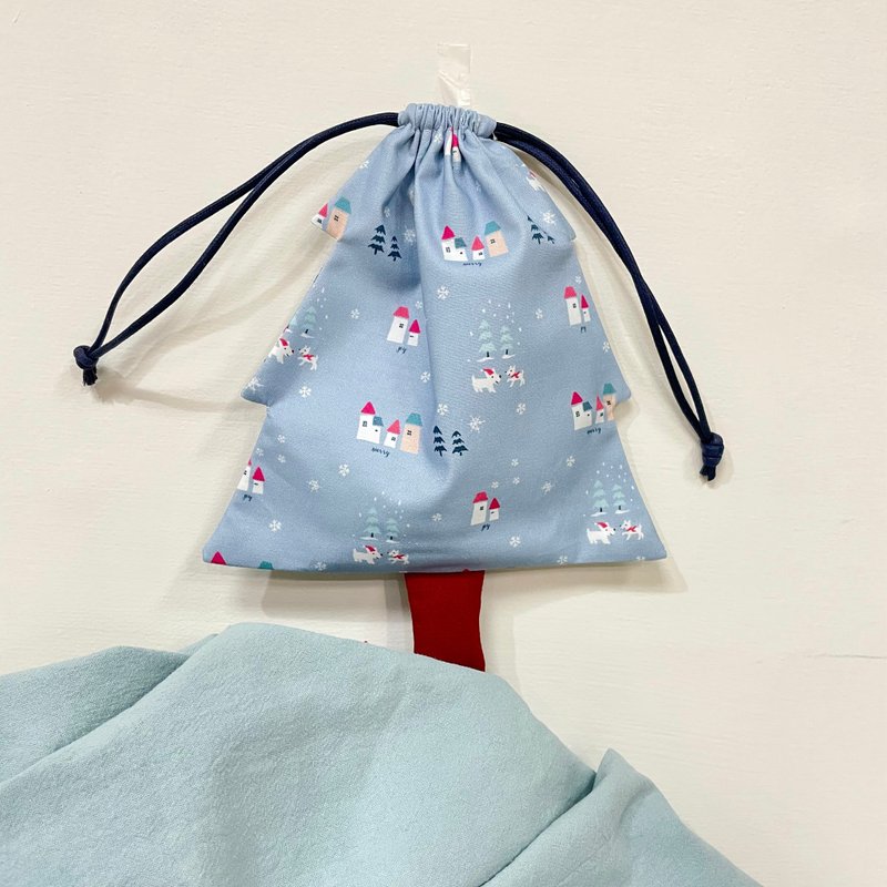 耶诞树束口包 送礼 - 化妆包/杂物包 - 棉．麻 蓝色