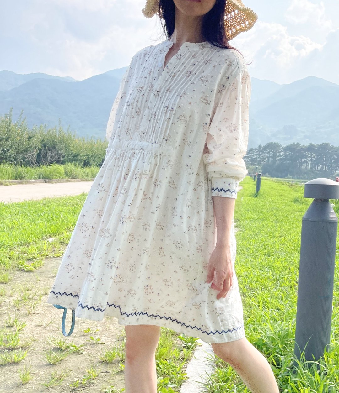 Joanne 迷你洋装 - 白色碎花刺绣 - 洋装/连衣裙 - 棉 白色