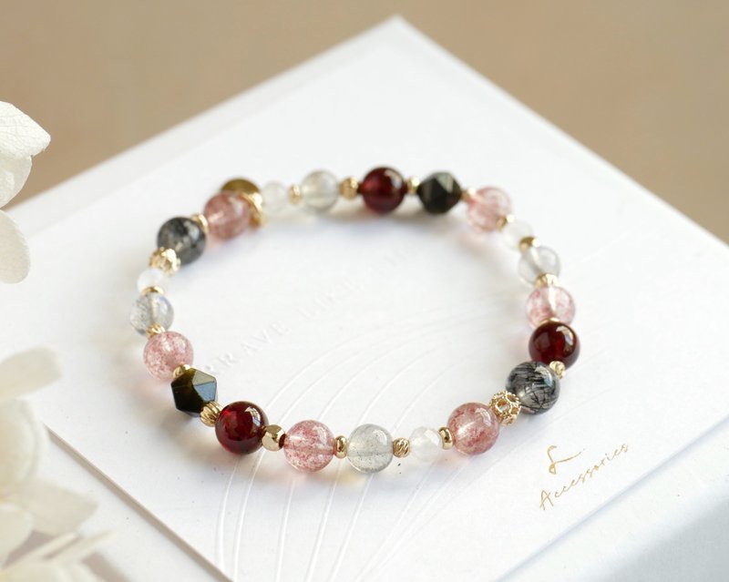 魔女宅急便　石榴石黑发晶拉长石草莓晶手链- 独立勇气 - 手链/手环 - 水晶 粉红色