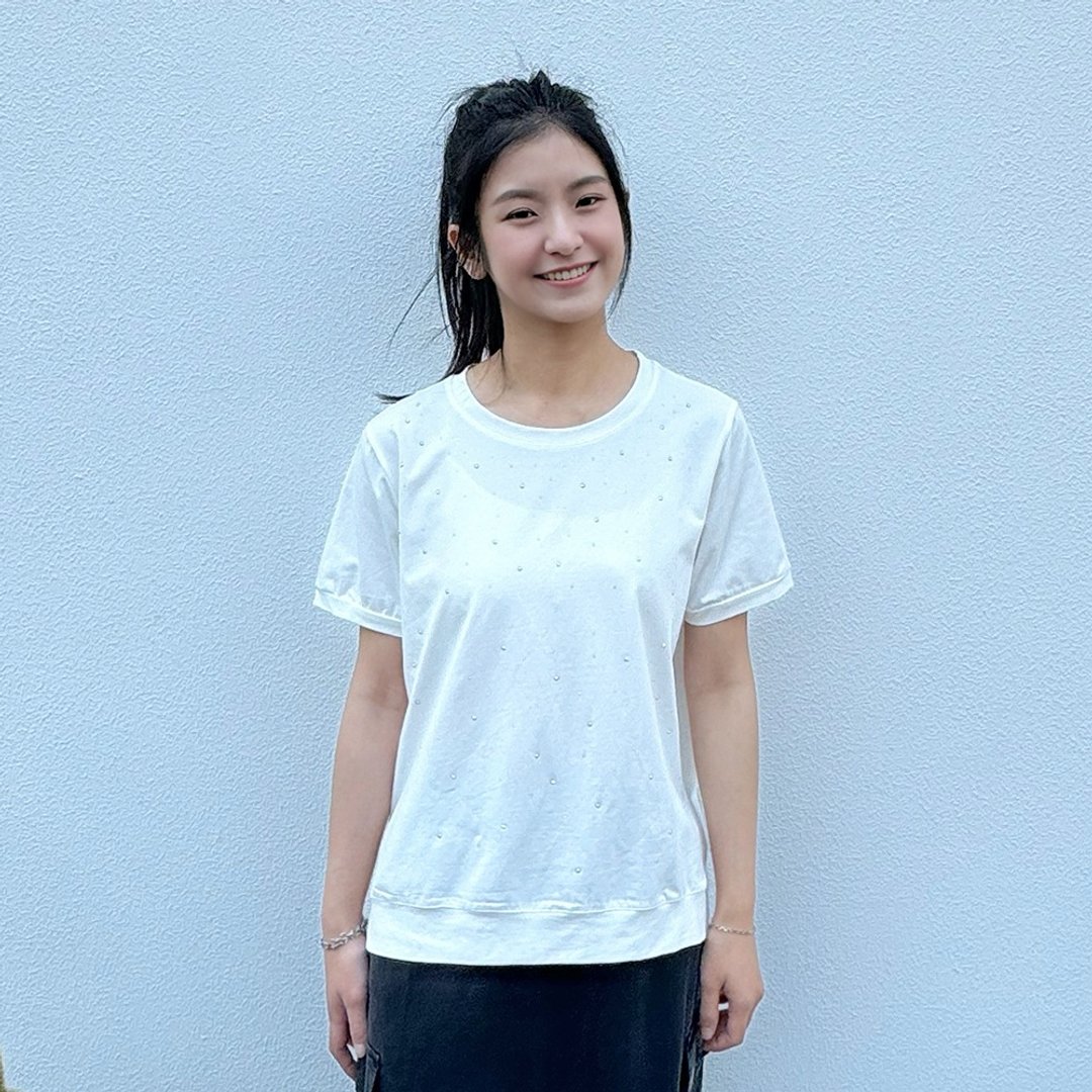 Hana Mokuba 圆领珠珠侧边开岔休闲上衣 - 女装上衣 - 其他材质 