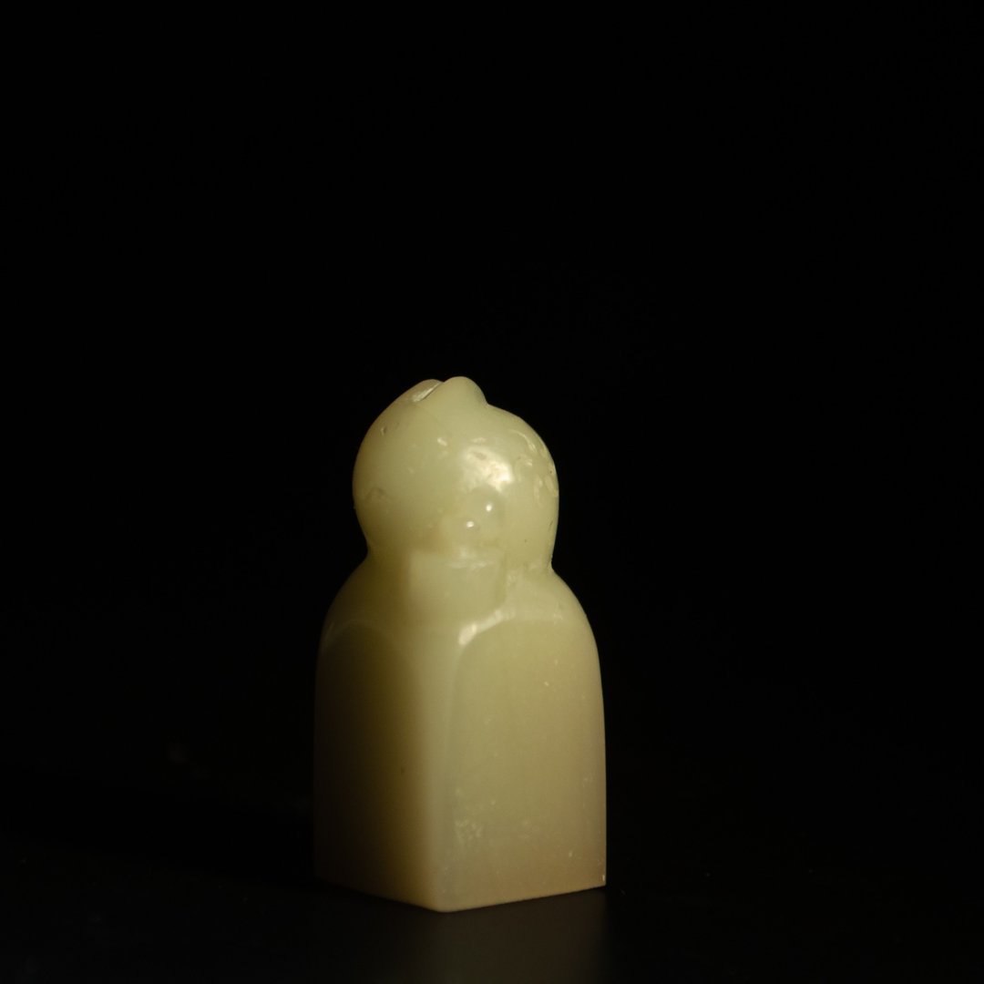 青田石玉兔捣药手工姓名印章生肖生日满月宝宝印章 - 印章/印台 - 石头 绿色