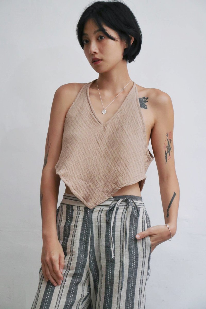 肚兜细肩绑带背心 肤褐 - 女装背心 - 棉．麻 卡其色