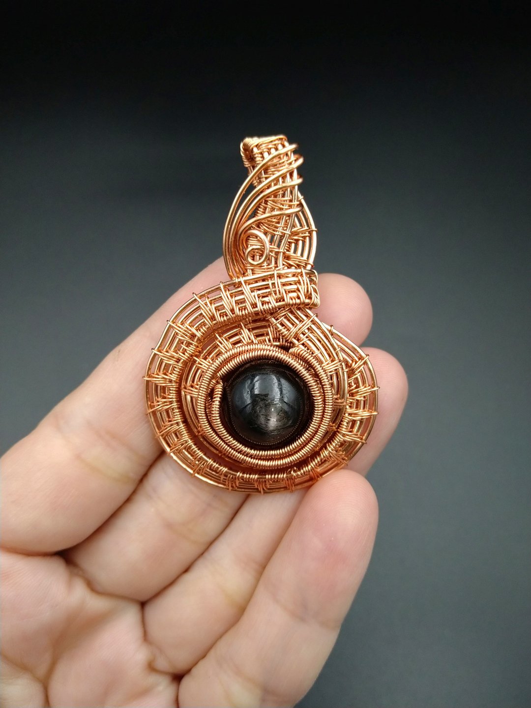 **金运石/幸运符** 水晶 矿石吊坠 项链 金属编织 艺术铜线 包边 - 项链 - 玉石 黑色