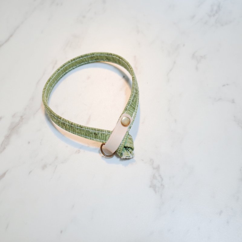 猫 项圈 草绿地笔触 棉布 赠铃铛 - 项圈/牵绳 - 棉．麻 绿色