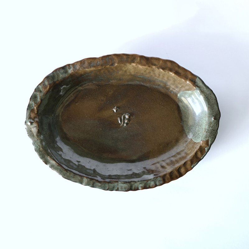 盘里有花 / 手捏中盘 / J - 盘子/餐盘/盘架 - 陶 