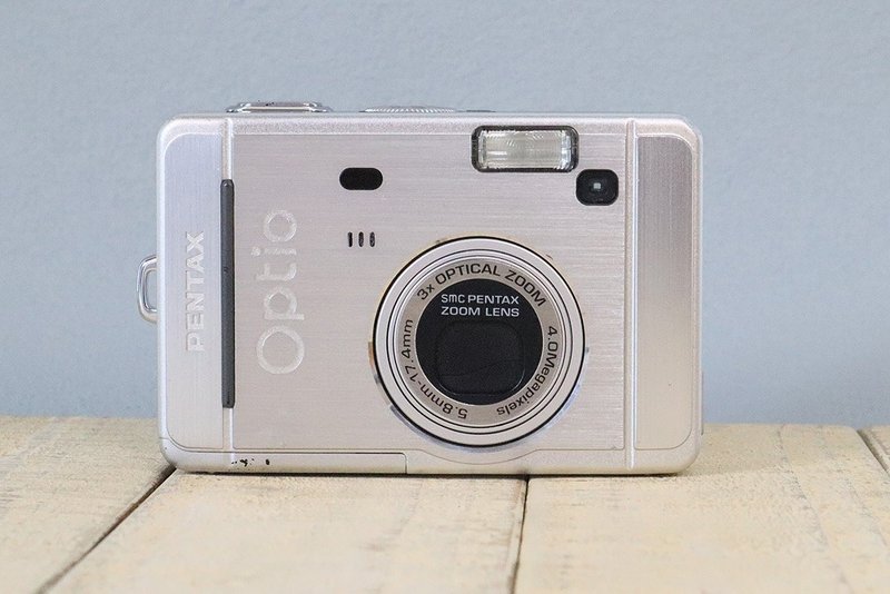 [功能齐全] PENTAX Optio S40 轻巧数位相机 S/N 7487793 P022 - 相机 - 其他金属 银色