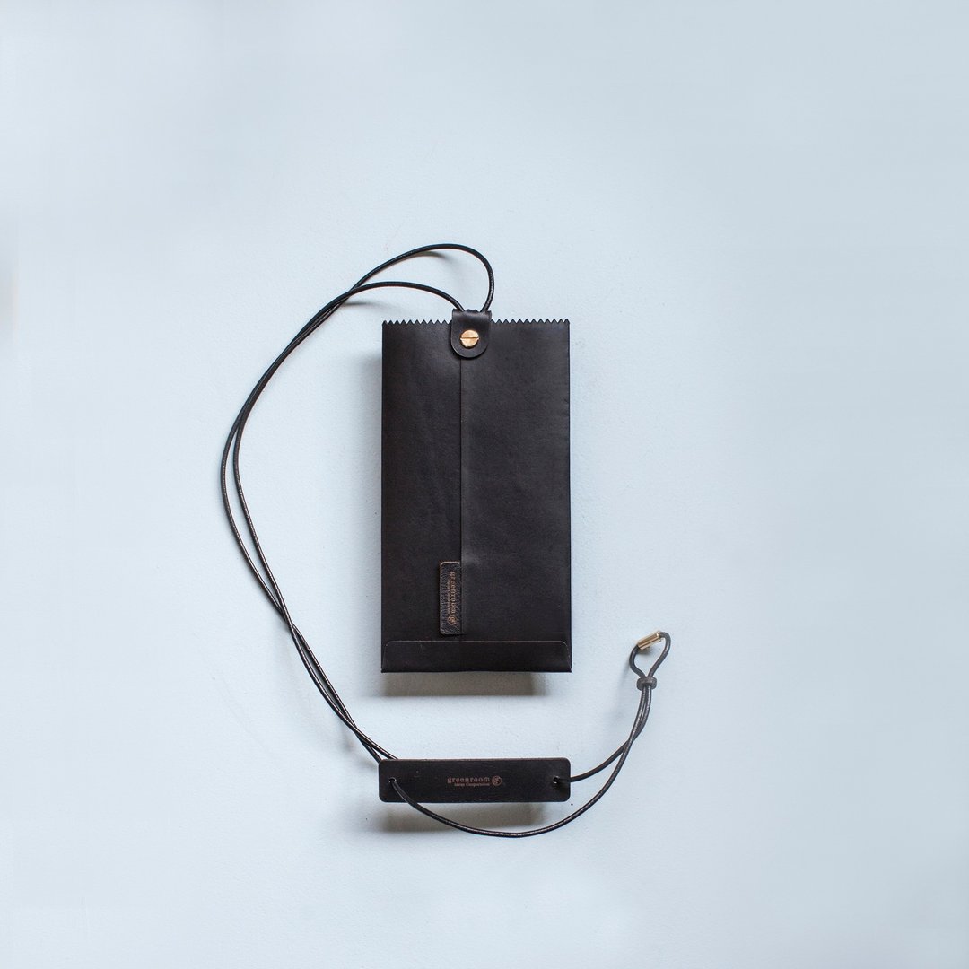 Slim Phone Bag - WR / 防泼水手工牛皮手机套 - 侧背包/斜挎包 - 真皮 