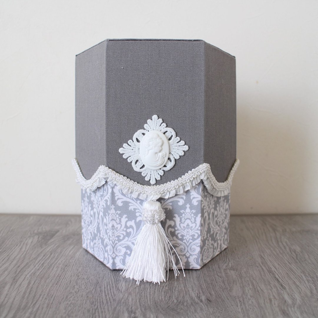 French Chic Damask Pattern Cameo Motif Lace Frill Tassel Invisible Desktop Trash Can Dust Box [Made-to-Order] - 垃圾桶 - 棉 灰色