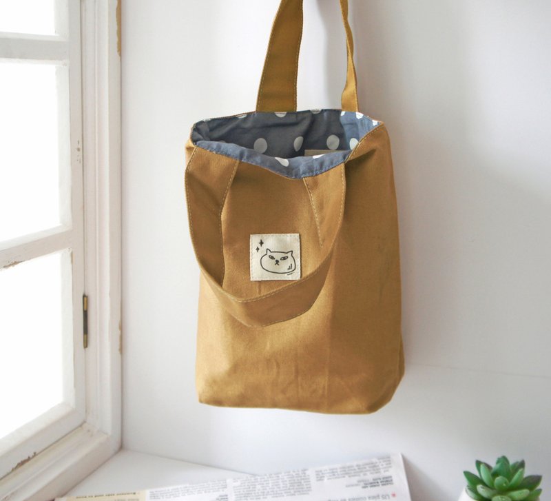 勇气猫 | 卡其色棉布小手提袋小布包 - 手提包/手提袋 - 棉．麻 黑色
